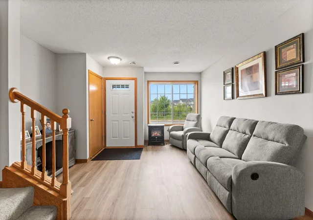 3rd image of 345 Roosevelt St S #H, Cambridge, MN 55008 | MLS# 7110765