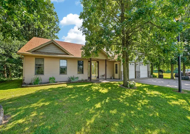 2nd image of 13082 Beroun Crossing Rd, Brook Park, MN 55007 | MLS# 7110767