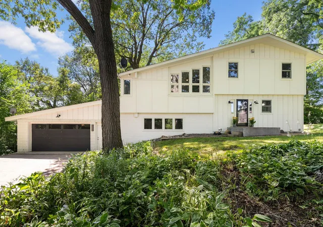 Photo 2 of Single family home for sale at 8315 Greenfield Rd, Loretto, MN 55357 | MLS# 7110770 | Listing updated on 2026-08-20