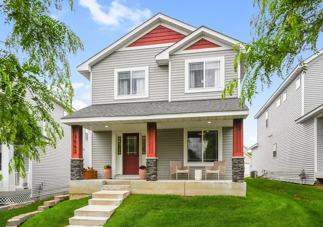 1st image of 3062 Walden Dr, Chaska, MN 55318 | MLS# 7110771