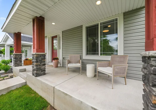 2nd image of 3062 Walden Dr, Chaska, MN 55318 | MLS# 7110771