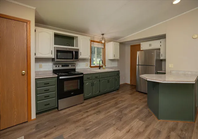 3rd image of 7300 30Th St Se, Eyota, MN 55934 | MLS# 7110778