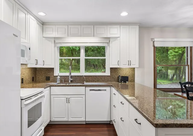 Photo 4 of Single family home for sale at 360 Quail Rd, Saint Paul, MN 55110 | MLS# 7110786 | Listing updated on 2026-08-28
