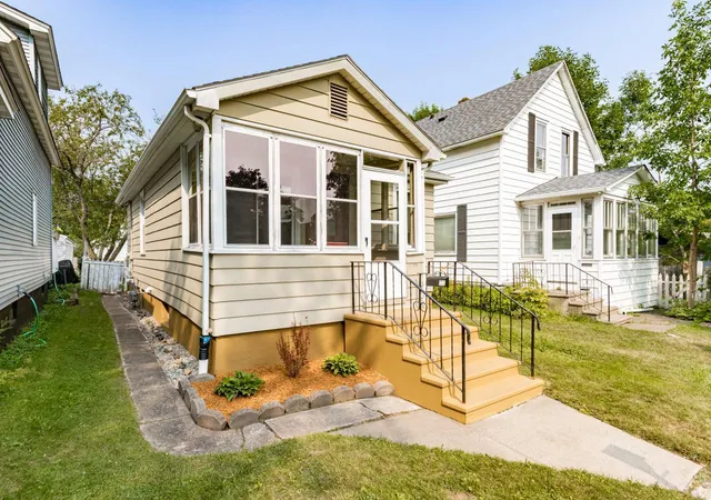 2nd image of 1413 104th Avenue W, Duluth, MN 55808 | MLS# 7110787