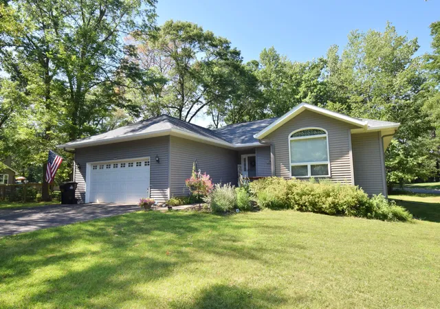 Photo 2 of Single family home for sale at 7644 Shady Ln, Siren, WI 54872 | MLS# 7110805 | Listing updated on 2026-08-17