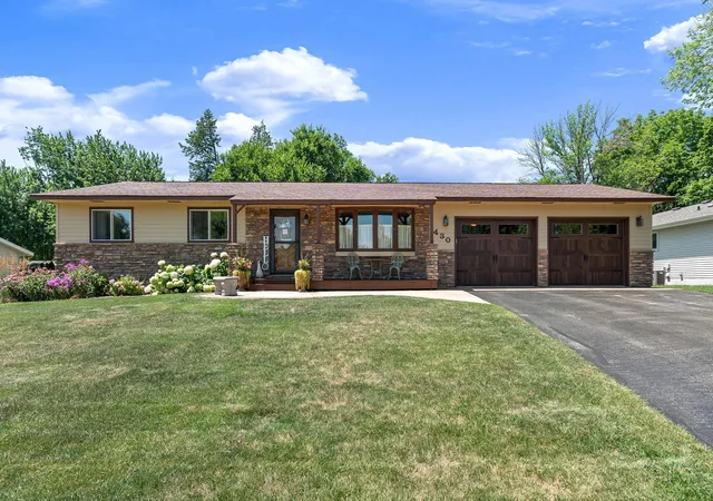 1st image of 430 Cindy Ln, Owatonna, MN 55060 | MLS# 7110806