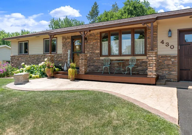 2nd image of 430 Cindy Ln, Owatonna, MN 55060 | MLS# 7110806