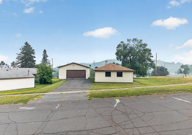 Photo 1 of Sale Pending at 16 Carter Ln, Silver Bay, MN 55614 | MLS# 7110823 | Listing updated on 2026-08-14