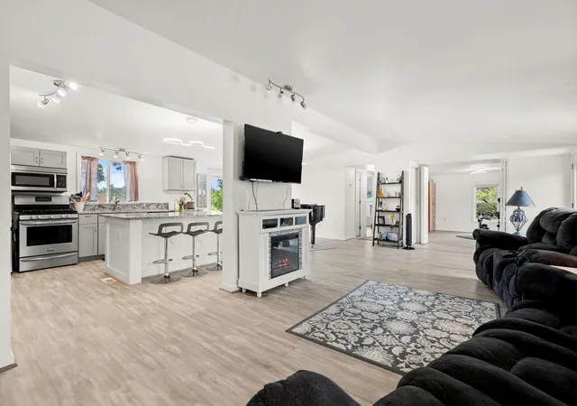 Photo 4 of Single family home for sale at 11434 550th Street, Rush City, MN 55069 | MLS# 7110824 | Listing updated on 2026-08-17