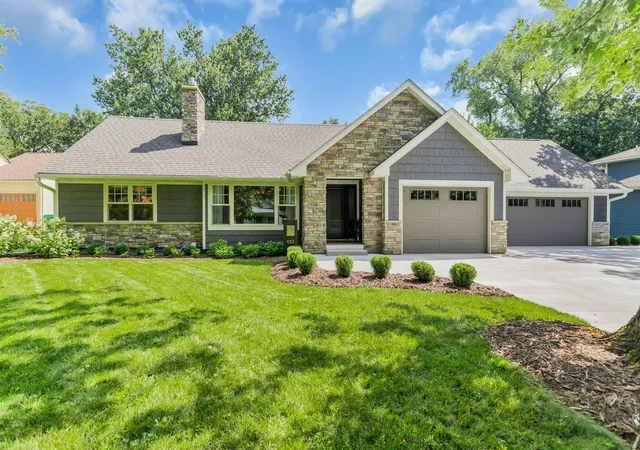 Photo 4 of Single family home for sale at 4213 Wooddale Ave S, Minneapolis, MN 55416 | MLS# 7110825 | Listing updated on 2026-08-10