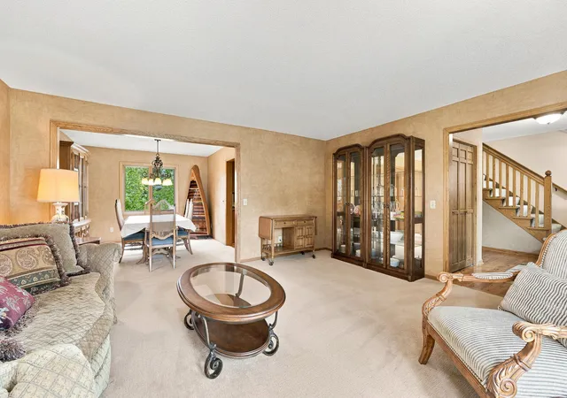 2nd image of 17654 W 67th St, Eden Prairie, MN 55346 | MLS# 7110854