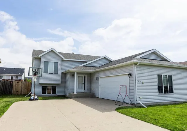Photo 1 of Sale Pending at 1028 39 Avenue W, West Fargo, ND 58078 | MLS# 7110863 | Listing updated on 2026-08-17