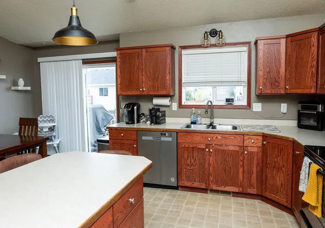 Photo 3 of Sale Pending at 1028 39 Avenue W, West Fargo, ND 58078 | MLS# 7110863 | Listing updated on 2026-08-17