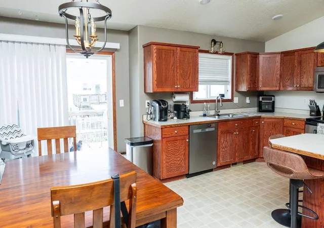 Photo 4 of Sale Pending at 1028 39 Avenue W, West Fargo, ND 58078 | MLS# 7110863 | Listing updated on 2026-08-17
