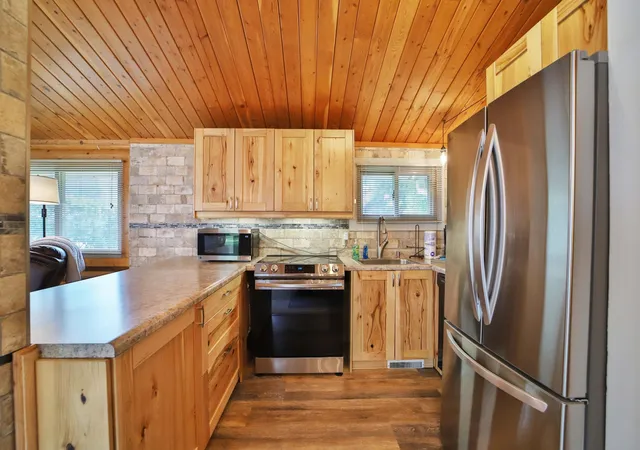 2nd image of 29872 Canary Ln, Pequot Lakes, MN 56472 | MLS# 7110868