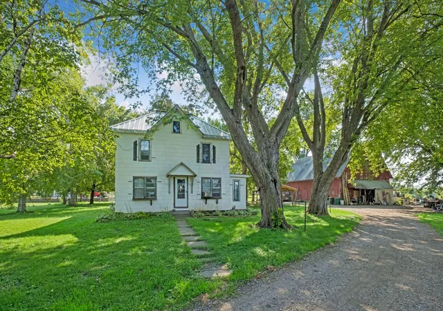 30th image of 724 Park Ave, Hamburg, MN 55339 | MLS# 7110891