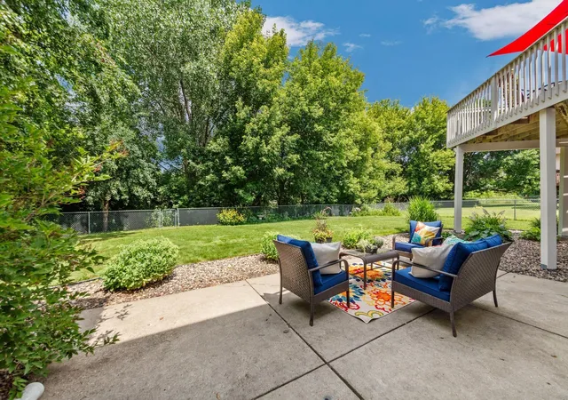 Photo 4 of Single family home for sale at 3947 Bailey Ridge Draw, Saint Paul, MN 55125 | MLS# 7110892 | Listing updated on 2026-08-11