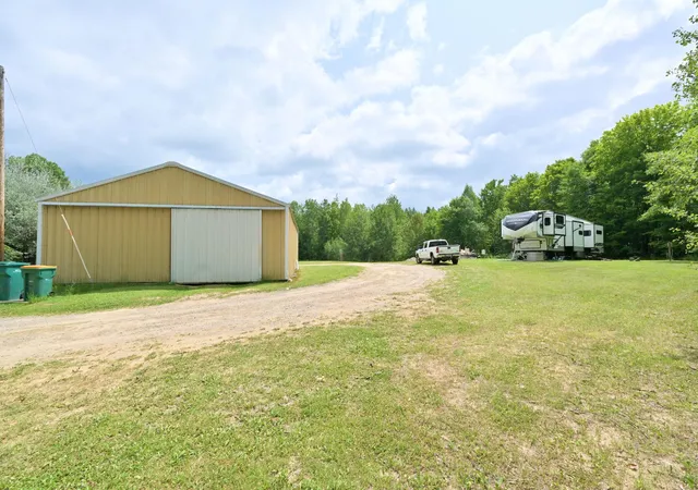 21st image of 2910 Stoeke Dr, Grand Rapids, MN 55744 | MLS# 7110920