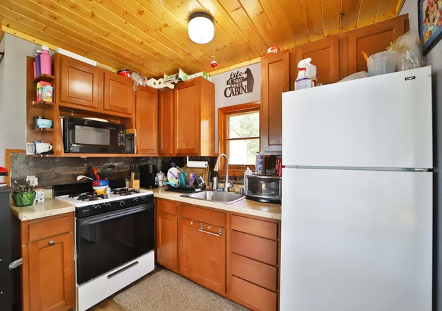 4th image of 1088 W Big Portage Lake Dr Nw, Backus, MN 56435 | MLS# 7110955