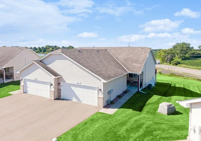 1st image of 1851 Lakeridge Wy, Waconia, MN 55387 | MLS# 7110974