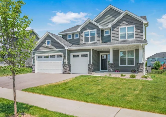 Photo 3 of Single family home for sale at 716 Longmeadow Ln, Waconia, MN 55387 | MLS# 7110983 | Listing updated on 2026-08-27