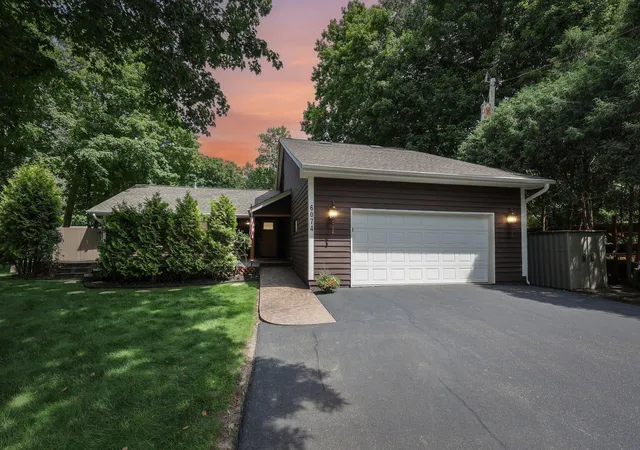 1st image of 6074 Ridgewood Rd, Mound, MN 55364 | MLS# 7110995
