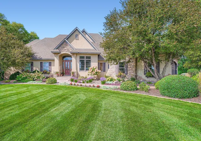 3rd image of 6260 Broadview Dr, Prior Lake, MN 55372 | MLS# 7111004