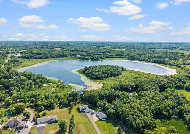 3rd image of 2223 Cedarbridge Ct, Harris, MN 55032 | MLS# 7111011