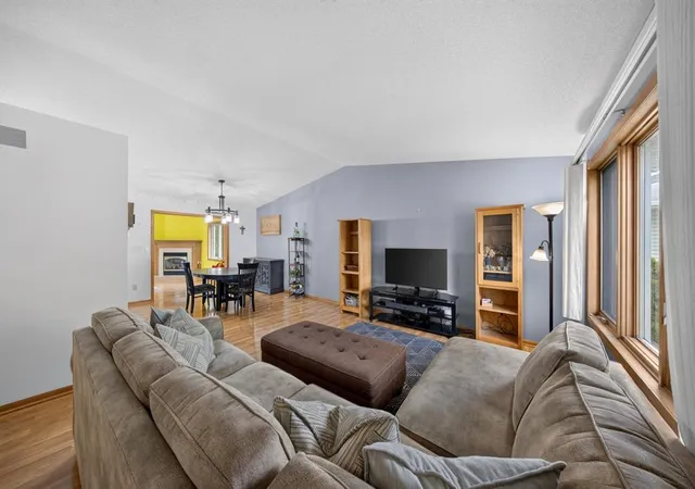 Photo 2 of Single family home for sale at 2011 50th Street Nw, Rochester, MN 55901 | MLS# 7111013 | Listing updated on 2026-09-01