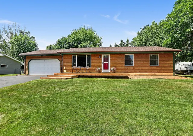 Photo 1 of Sale Pending at 3631 Hillview Ln, Saint Bonifacius, MN 55375 | MLS# 7111016 | Listing updated on 2026-08-12