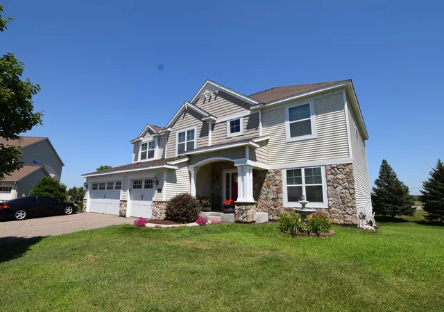 2nd image of 3980 Molina St, Shakopee, MN 55379 | MLS# 7111027