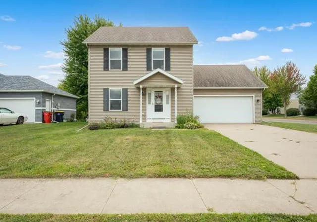 Photo 2 of Single family home for sale at 805 3rd Avenue Ne, Plainview, MN 55964 | MLS# 7111040 | Listing updated on 2026-08-27