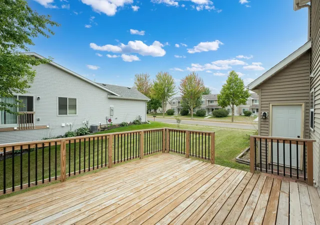 Photo 4 of Single family home for sale at 805 3rd Avenue NE, Plainview, MN 55964 | MLS# 7111040 | Listing updated on 2026-08-27