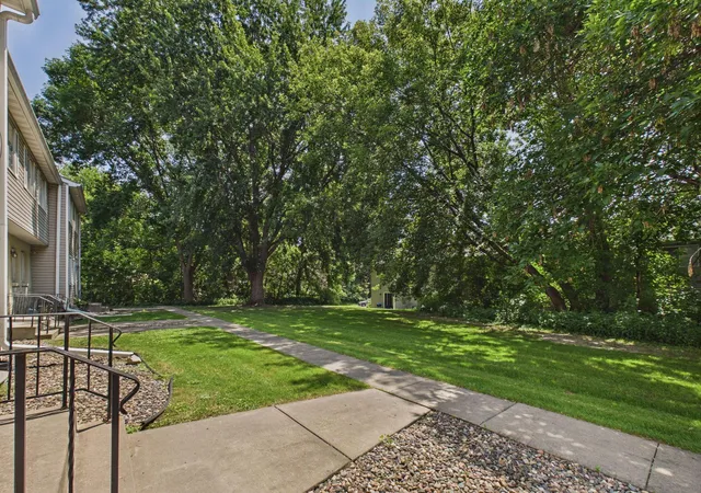 Photo 2 of Single family home for sale at 1467 Goodwin Ave N, Saint Paul, MN 55128 | MLS# 7111044 | Listing updated on 2026-08-28