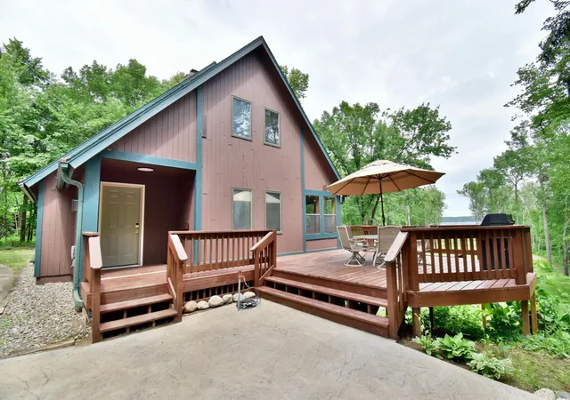 1st image of 27302 Ridgewood Dr, Merrifield, MN 56465 | MLS# 7111050