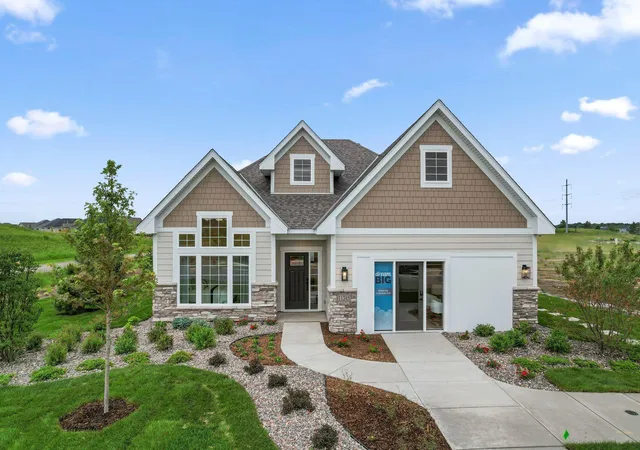 Photo 1 of Single family home for sale at 11345 Kiingsview Ln N, Maple Grove, MN 55369 | MLS# 7111052 | Listing updated on 2026-09-04