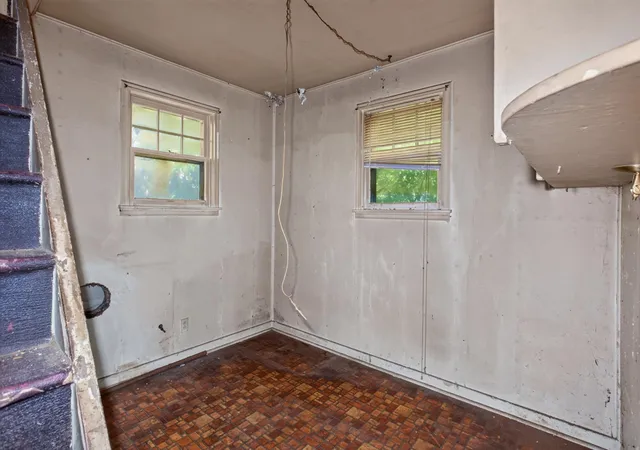 Photo 3 of Single family home for sale at 7517 Humboldt Ave S, Minneapolis, MN 55423 | MLS# 7111075 | Listing updated on 2026-09-18