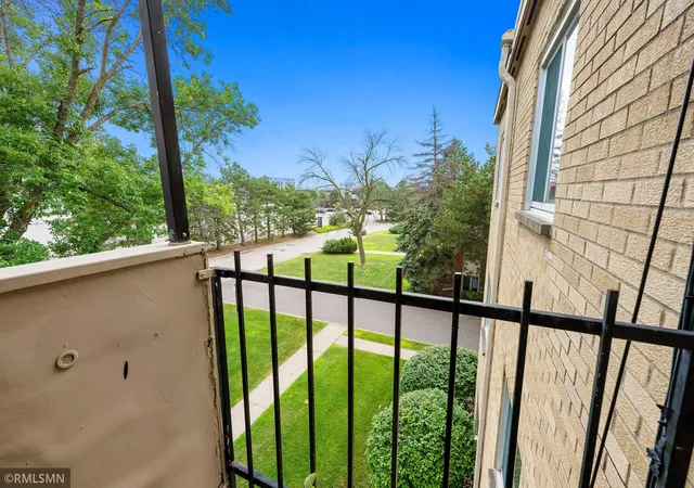 Photo 4 of Condo for sale at 7000 Sandell Ave #16, Minneapolis, MN 55435 | MLS# 7111079 | Listing updated on 2026-08-25
