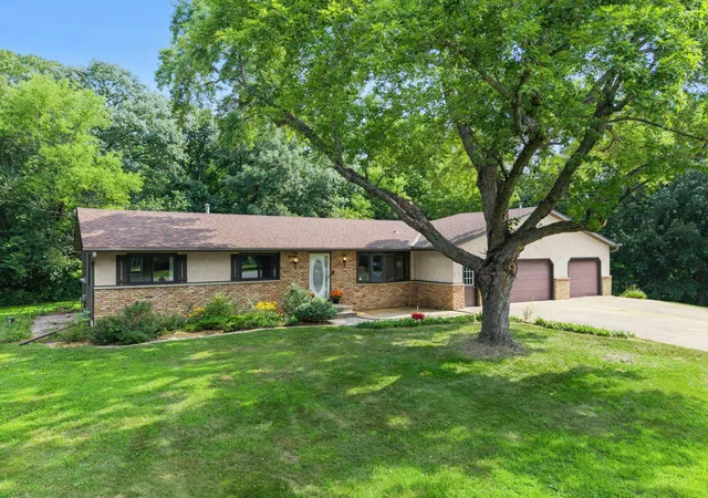 1st image of 16249 Xenia St Nw, Andover, MN 55304 | MLS# 7111122