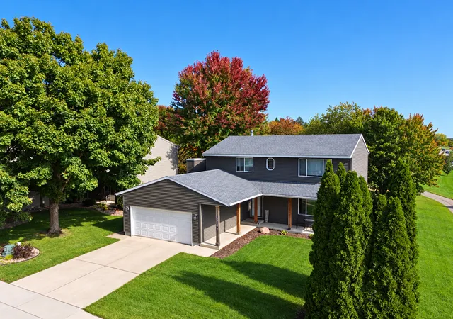 Single family home for sale at 5512 44th Avenue NW, Rochester, MN 55901 | MLS# 7111125