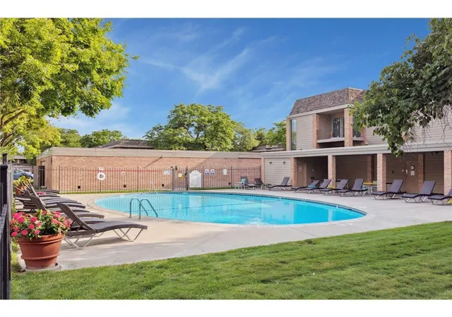 4th image of 6423 Colony Wy #1J, Minneapolis, MN 55435 | MLS# 7111140