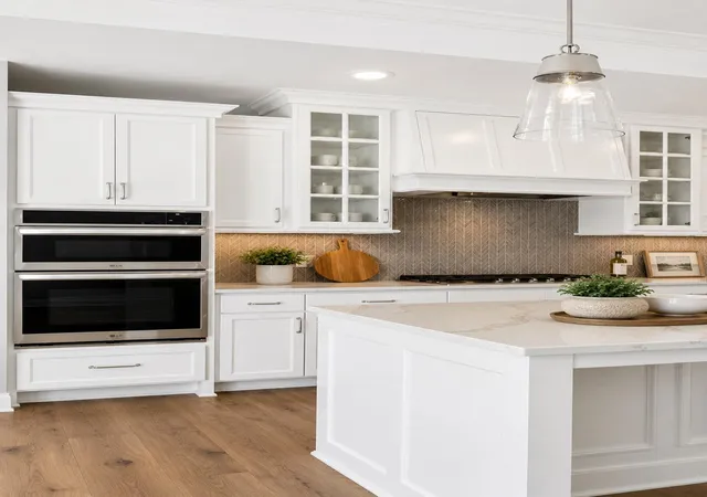 Photo 3 of Single family home for sale at 48 Spring Farm Rd, Saint Paul, MN 55127 | MLS# 7111144 | Listing updated on 2026-08-09