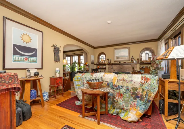 Photo 4 of House for sale at 4909 Xerxes Ave S, Minneapolis, MN 55410 | MLS# 7111147 | Listing updated on 2026-07-17