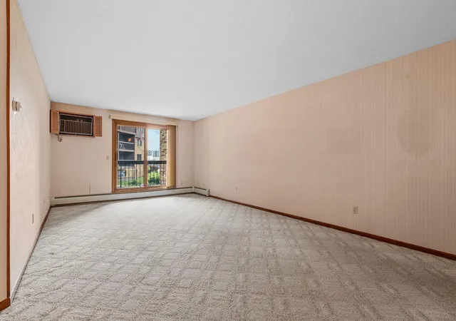 Photo 4 of Condo for sale at 999 41st Avenue NE #114, Minneapolis, MN 55421 | MLS# 7111161 | Listing updated on 2026-08-27