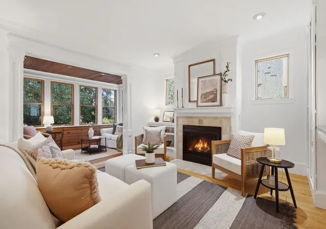 Photo 4 of Sale Pending at 750 Chippewa Ave, Saint Paul, MN 55107 | MLS# 7111190 | Listing updated on 2026-10-08