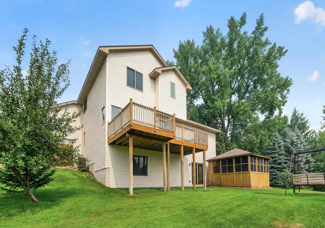 2nd image of 19408 Albany Ct Nw, Elk River, MN 55330 | MLS# 7111194