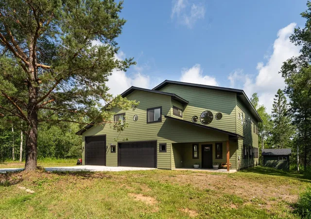 3rd image of 417 Elk St, Duluth, MN 55803 | MLS# 7111214
