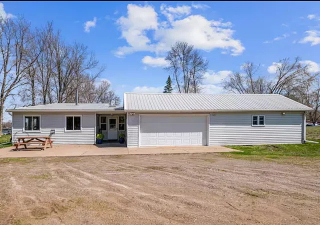 3rd image of 45327 Point Walk, Isle, MN 56342 | MLS# 7111215