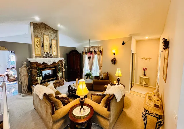Photo 4 of Townhouse for sale at 9516 12th Avenue S, Minneapolis, MN 55425 | MLS# 7111237 | Listing updated on 2026-09-29