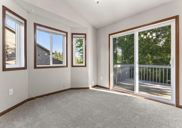 Photo 4 of Sale Pending at 1434 Eastlake Dr, Chaska, MN 55318 | MLS# 7111238 | Listing updated on 2026-10-04